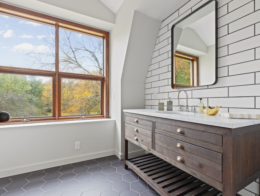 Red Brick Country House Guest House Bathroom Bathroom Boston