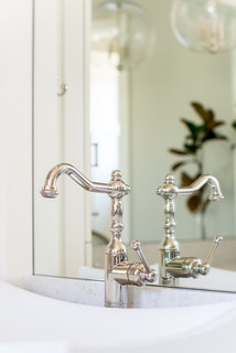 Using Quartz Slabs In The Bath For Shower Walls, Seating and Floors —  Stonelink Marble & Granite