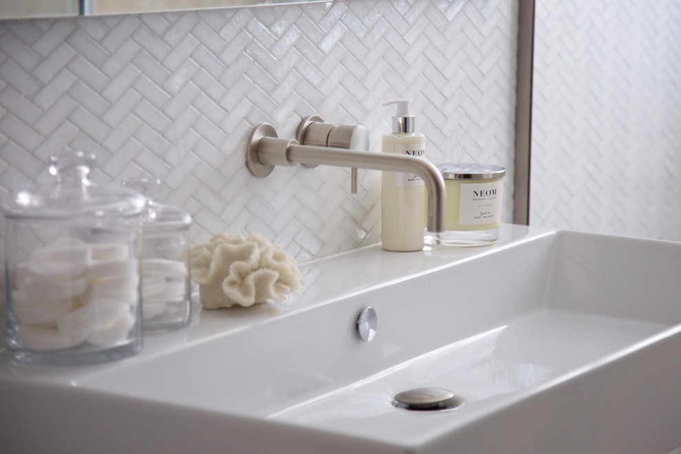 Contemporary bathroom in Buckinghamshire.