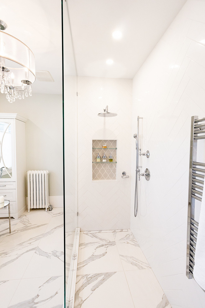 Regina Bathroom Renovation Moderne Salle de Bain Autres