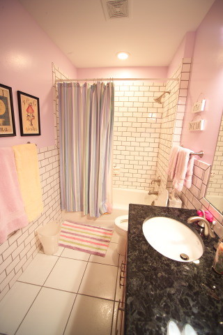 Example of a classic bathroom design in Omaha