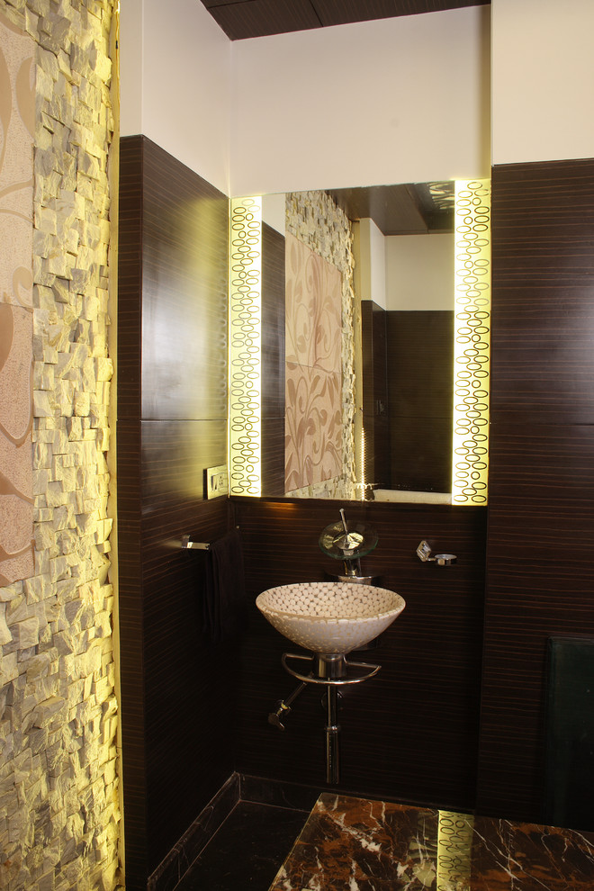 Foto di una stanza da bagno moderna con lavabo a bacinella