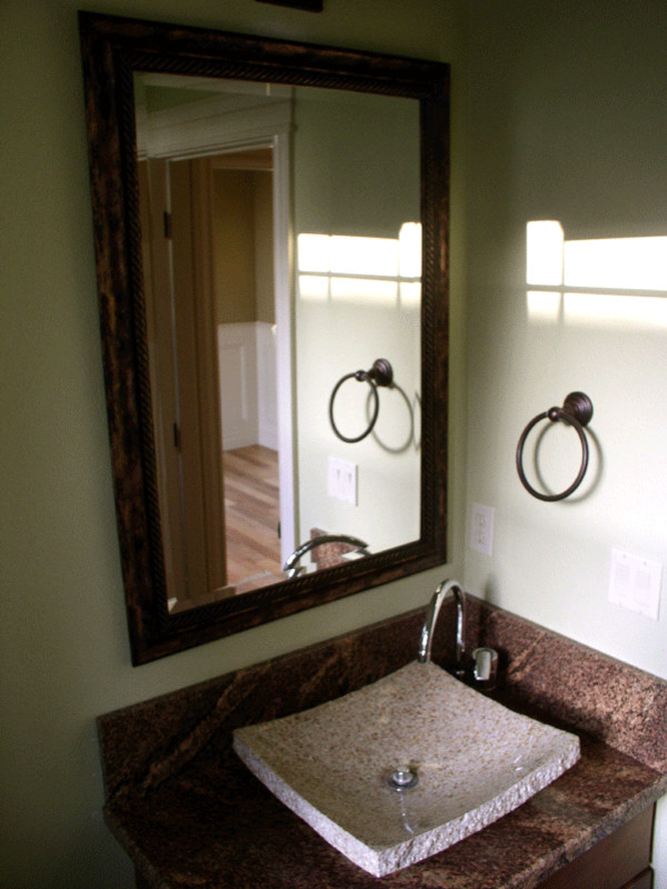 Example of a classic bathroom design in Portland