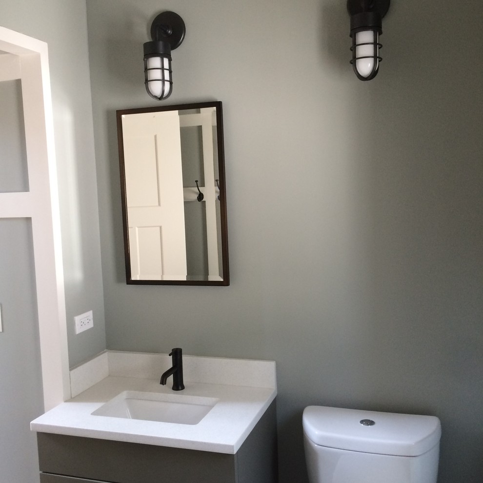 Modernes Badezimmer mit grauer Wandfarbe in Chicago