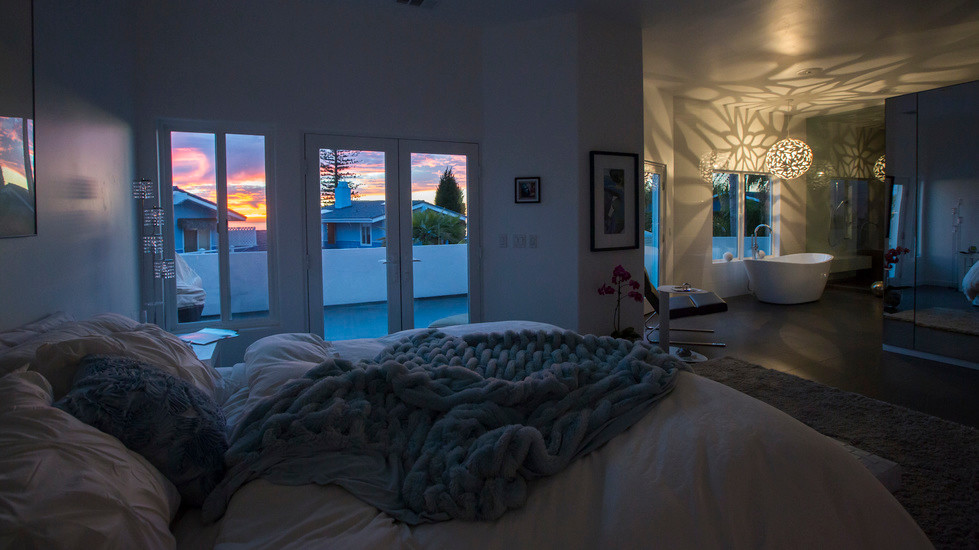Modernes Schlafzimmer in San Diego