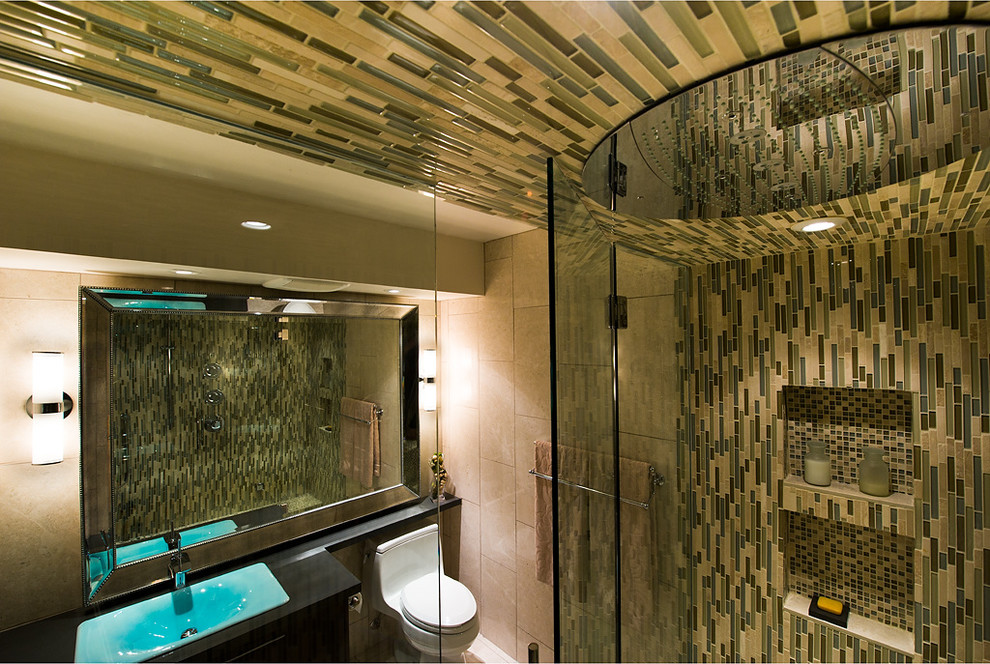 Bathroom - contemporary bathroom idea in Vancouver