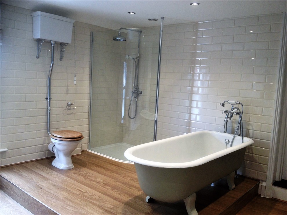 Klassisches Badezimmer in Cambridgeshire
