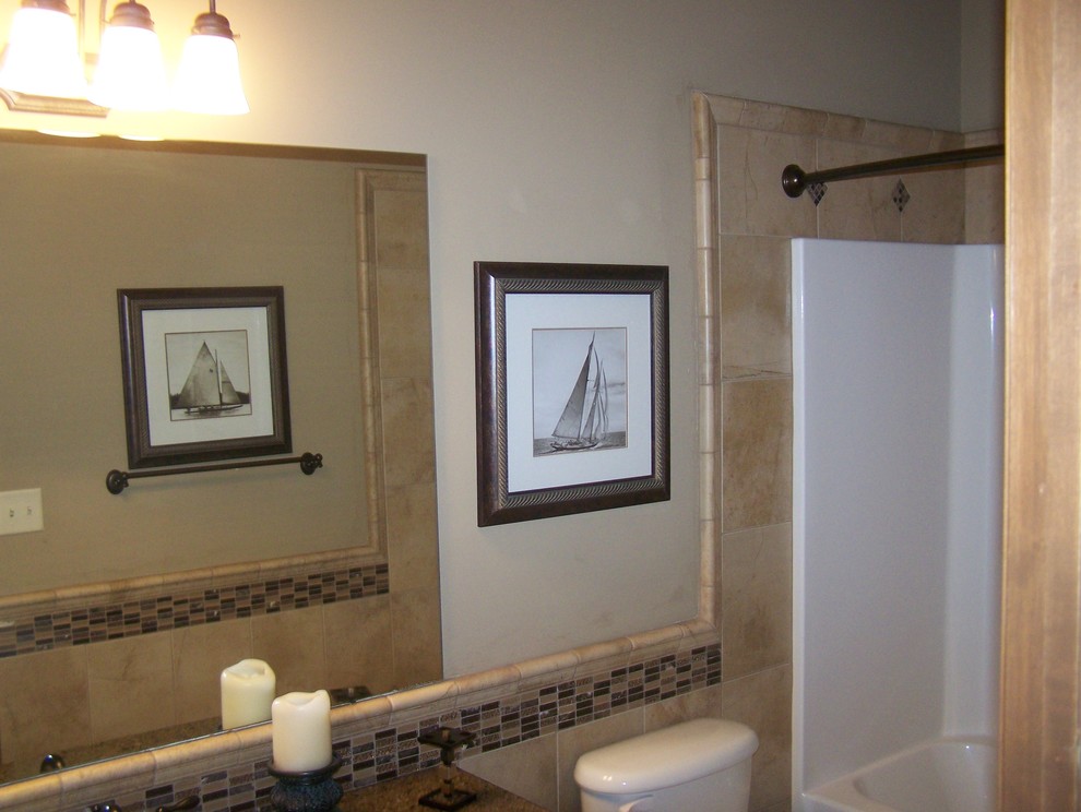 Roberstson Bath - Modern - Bathroom - Wichita - by Blue Ribbon Construction LLC | Houzz