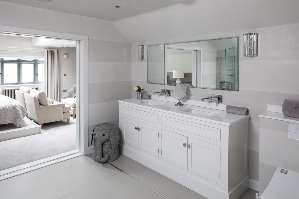 This is an example of a contemporary bathroom in Kent.