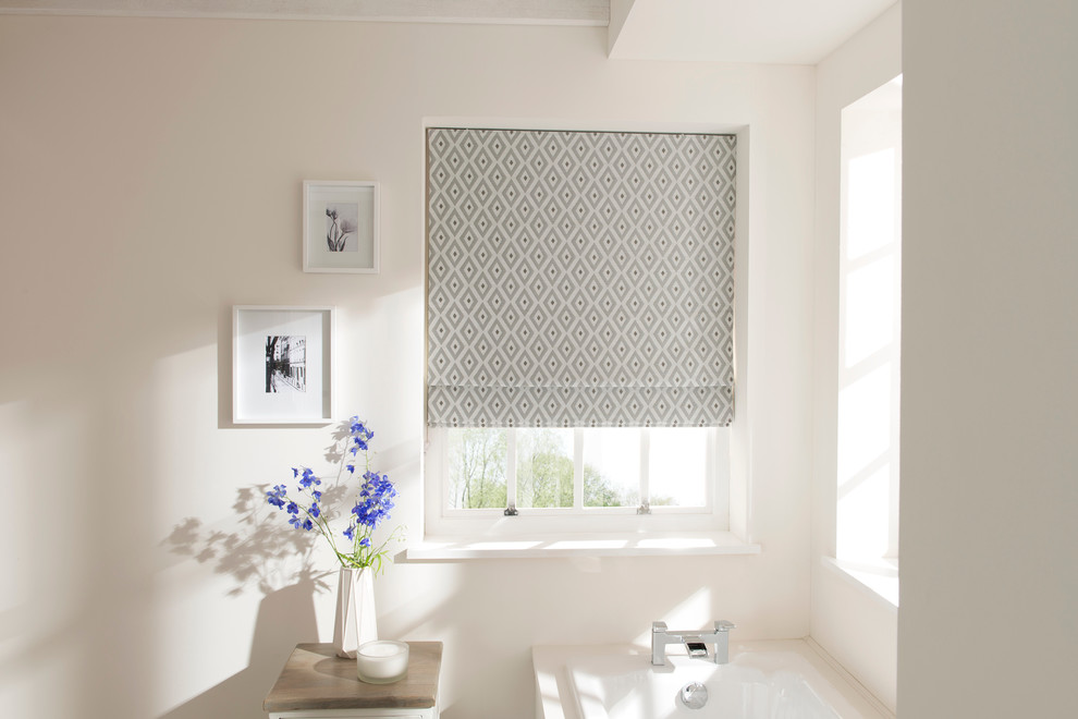 Roman blinds and curtains Contemporary Bathroom Other by