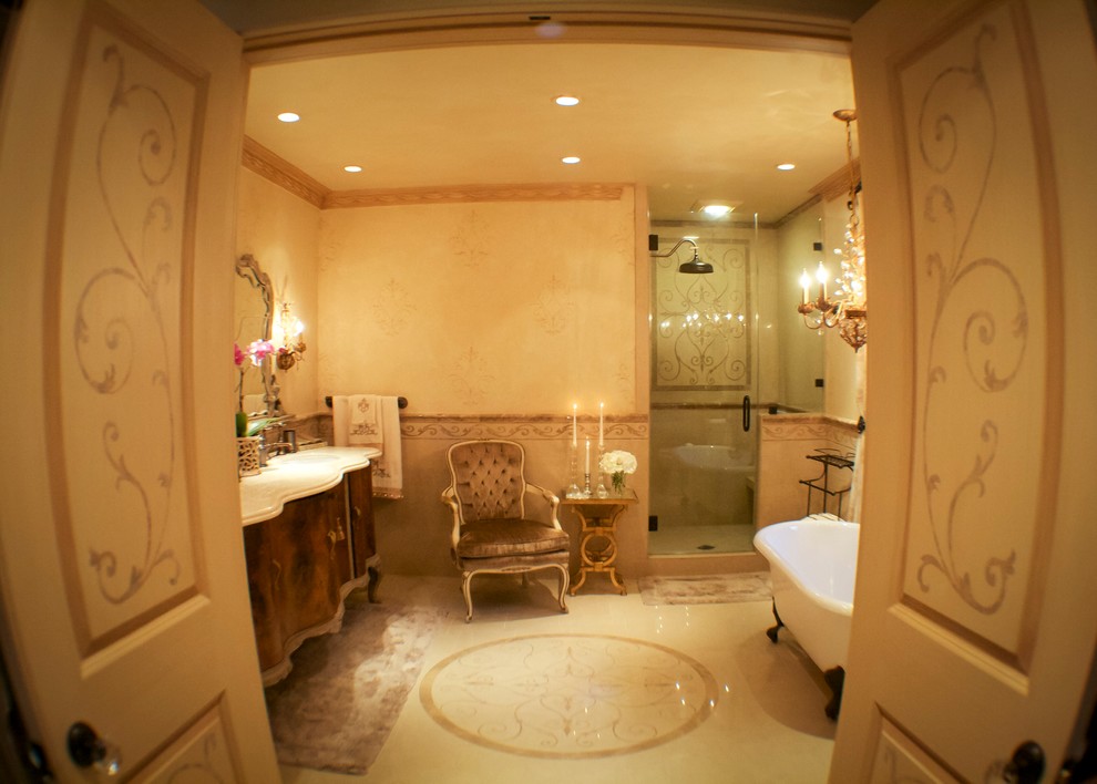 Romantic Master Bathroom Classique Salle de Bain Los Angeles