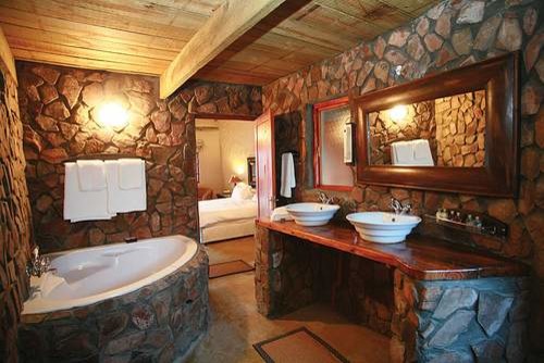 Inspiration for a rustic bathroom remodel in Houston