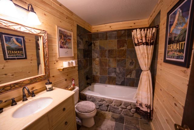 Rustic log cabin bathroom Traditional Bathroom Other Houzz UK