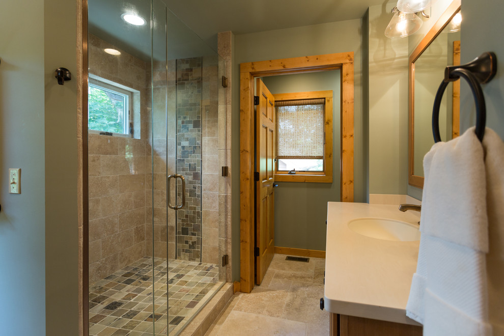 This is an example of a rustic bathroom in Milwaukee.