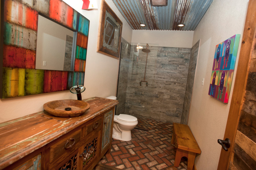 Ispirazione per una stanza da bagno rustica