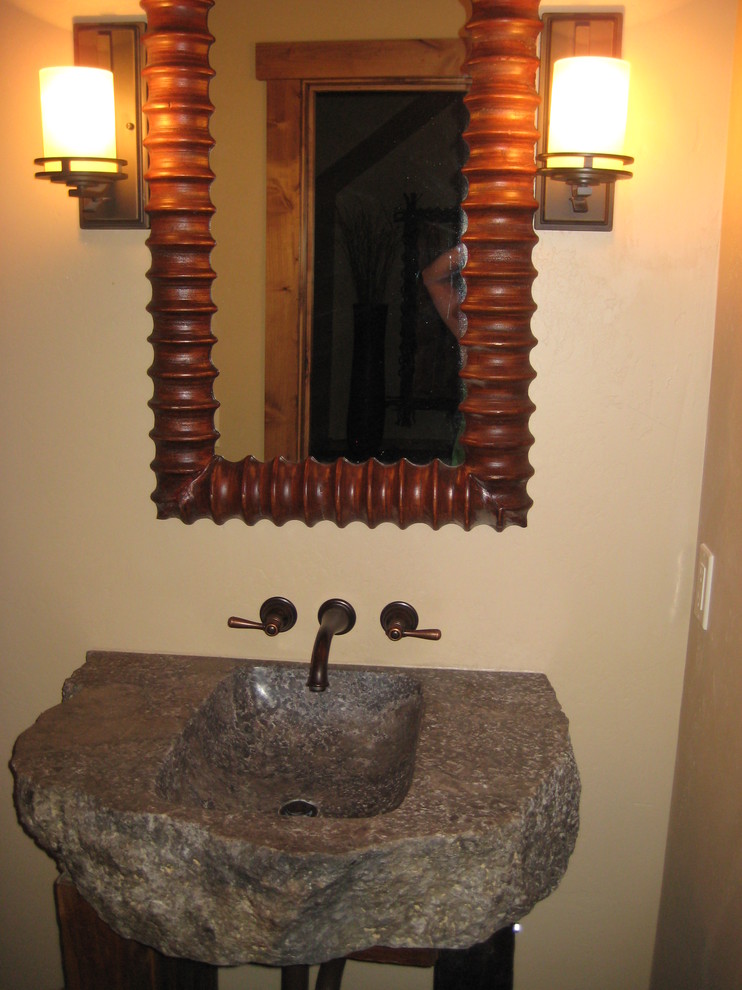 Example of a tuscan bathroom design in Boise