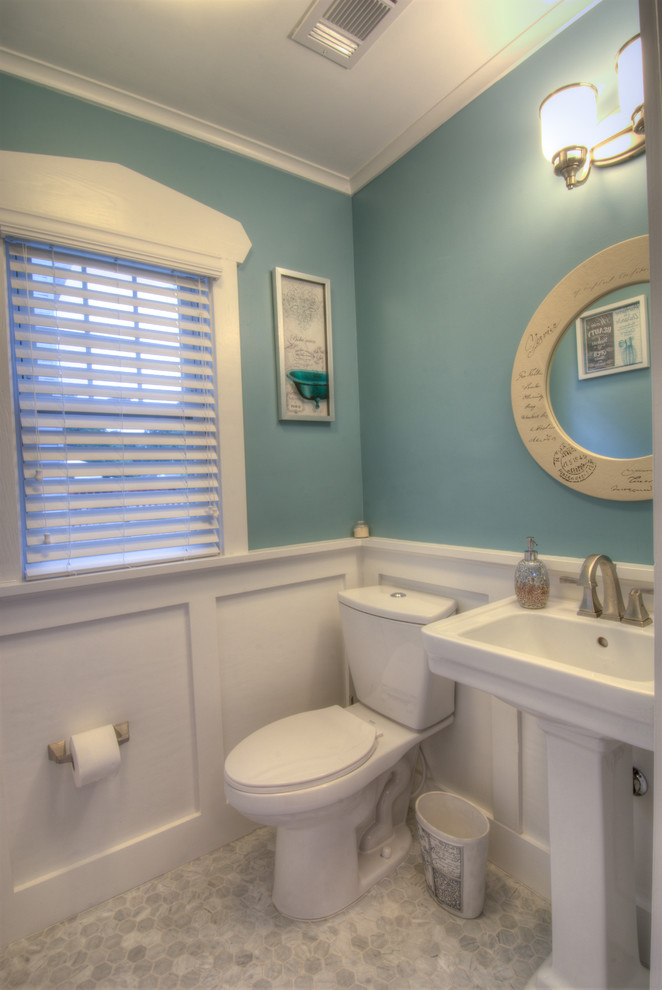 Источник вдохновения для домашнего уюта: ванная комната в морском стиле