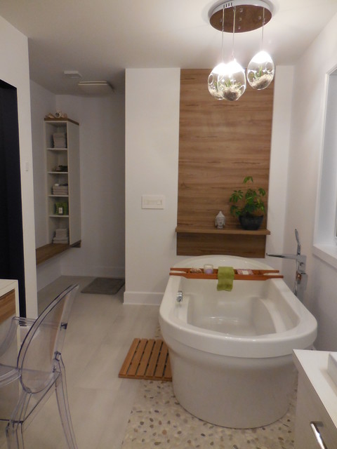 salle de bain ZEN - Modern - Bathroom - Montreal - by Joëlle Lavoie  Designer enr. | Houzz