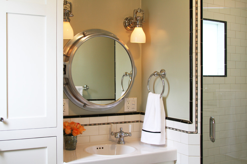 Elegant bathroom photo in Los Angeles