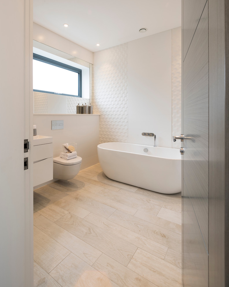 Sandbanks Rd, Poole Contemporary Bathroom Dorset by Jigsaw