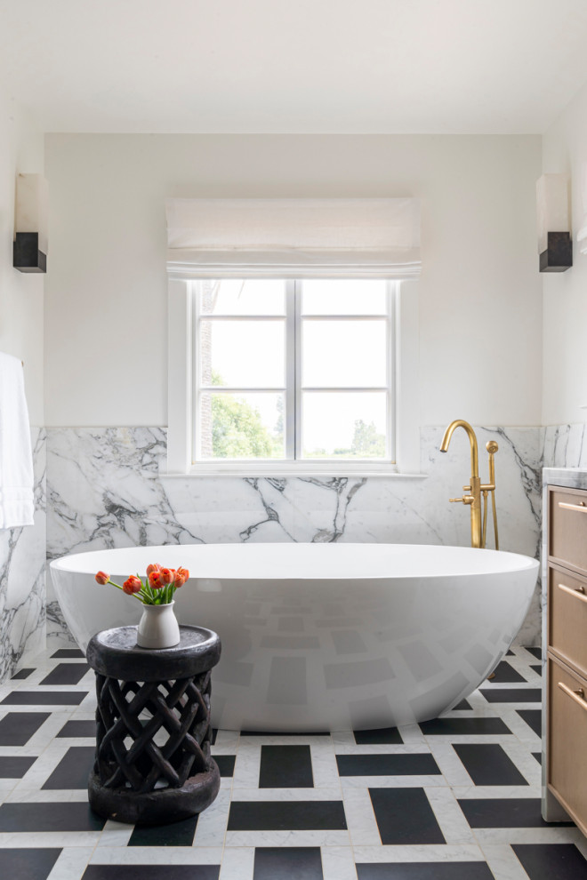 Bathroom - mediterranean bathroom idea in Los Angeles