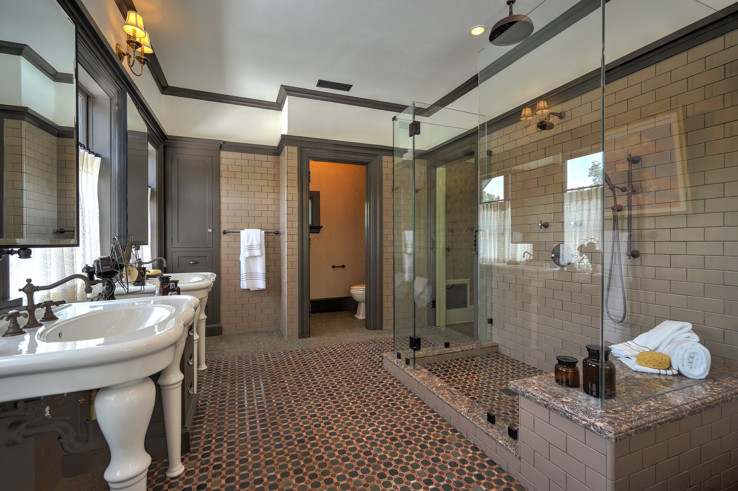 1910 Bathroom Ideas Photos Houzz<script async src=