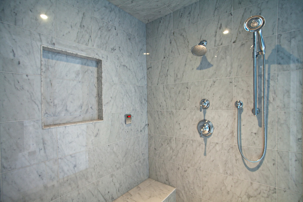 Inspiration for a contemporary bathroom remodel in Toronto