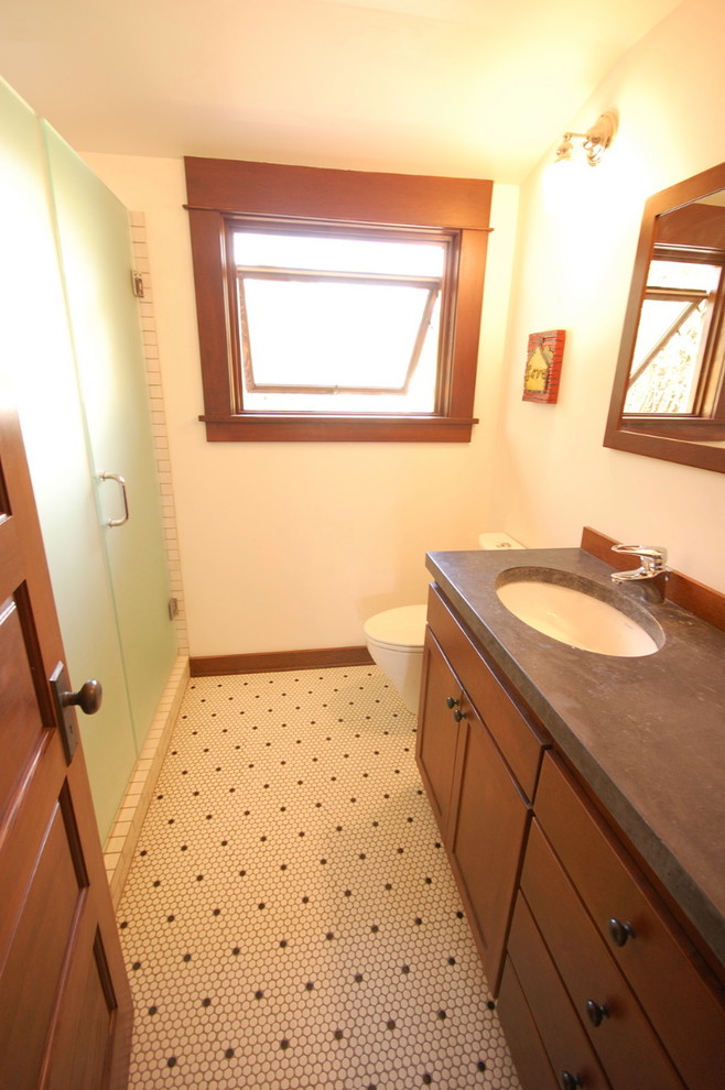 Bathroom - craftsman bathroom idea in Portland