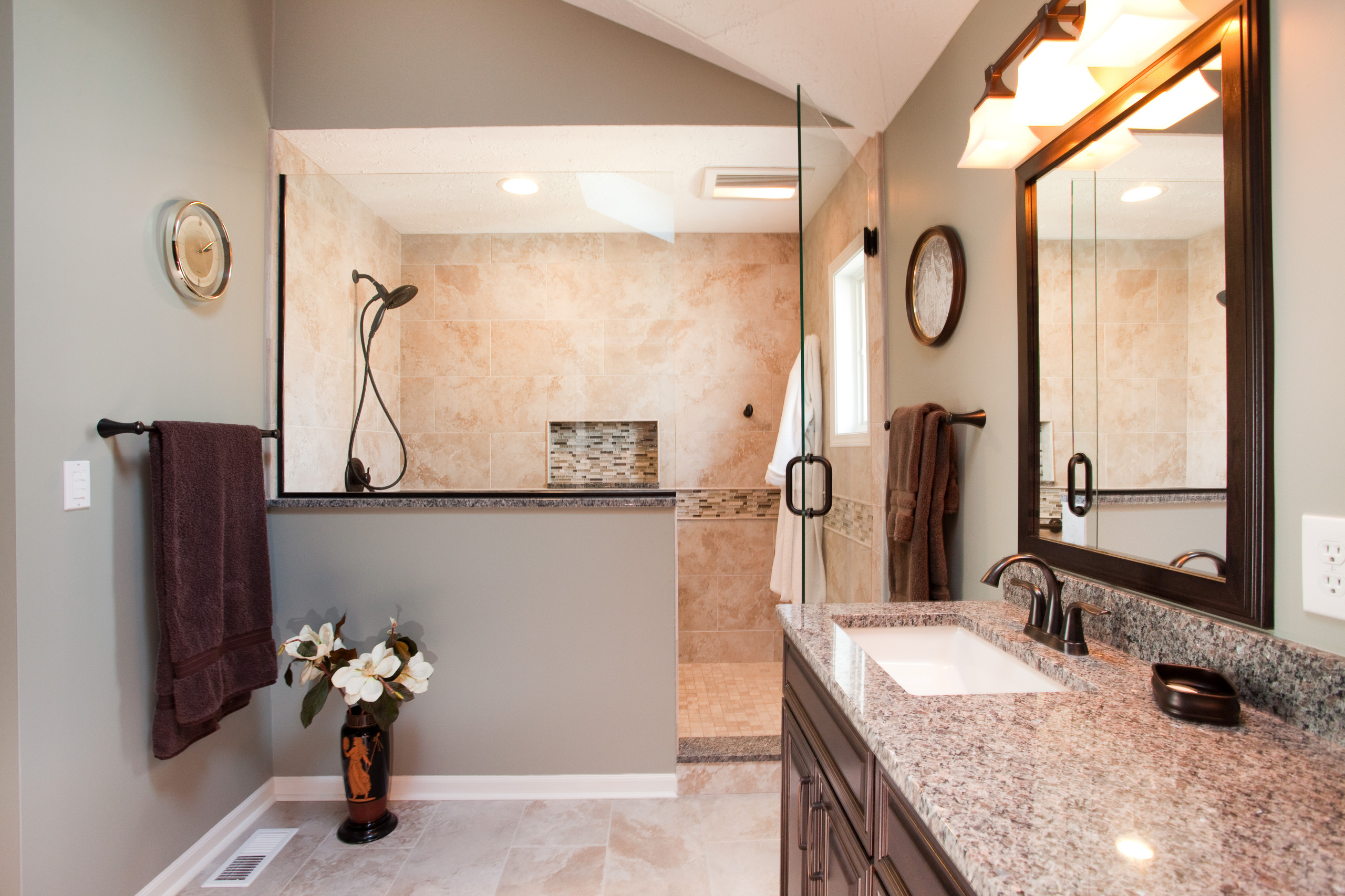 Seascape Drive Bathrooms Remodel Traditional Bathroom Indianapolis By Case Design Remodeling Of Indianapolis Houzz