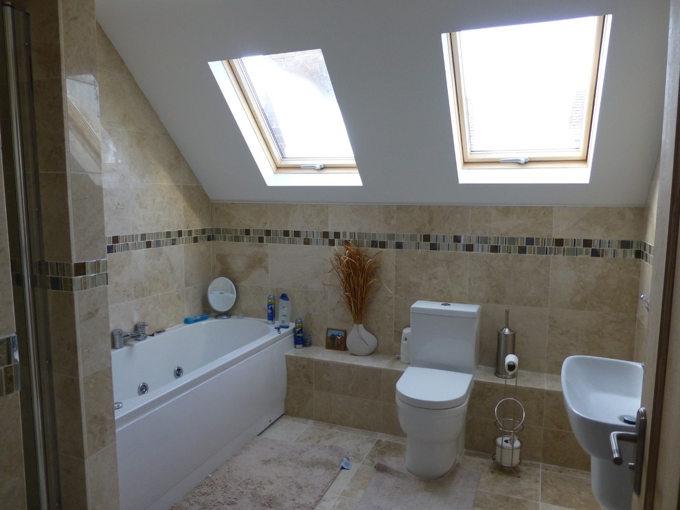 This is an example of a modern bathroom in Berkshire.