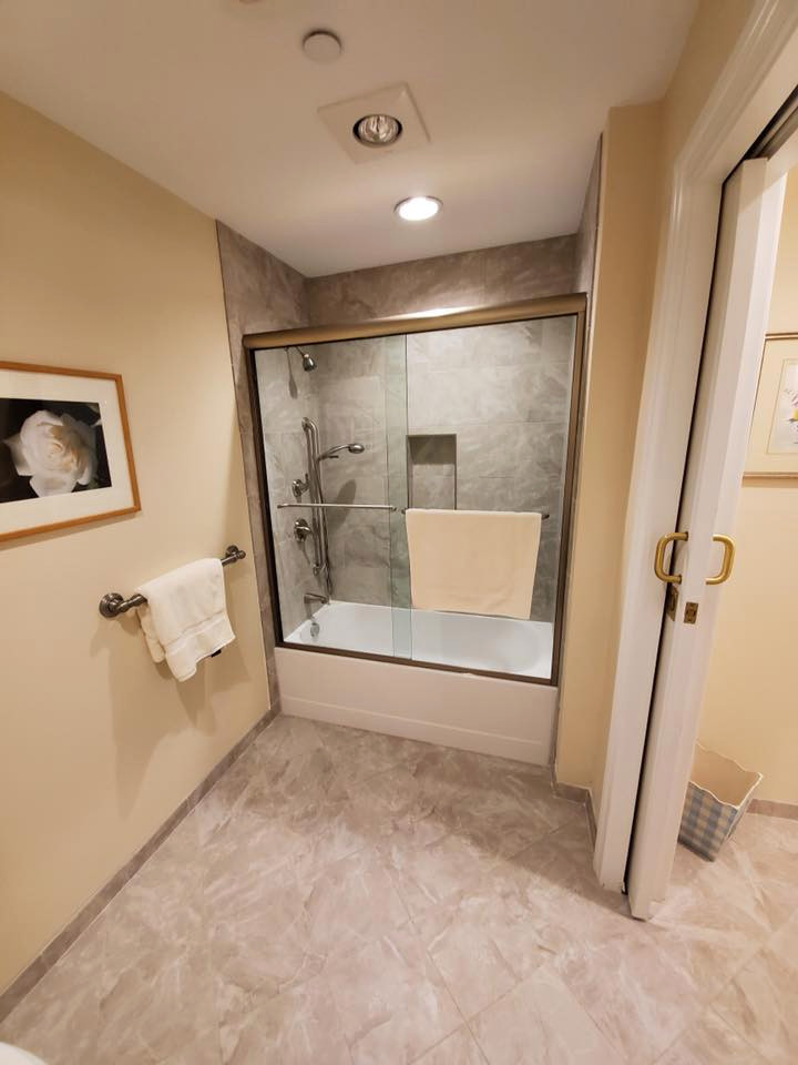 Semi Frameless Glass Bath Shower Enclosure King of Prussia PA