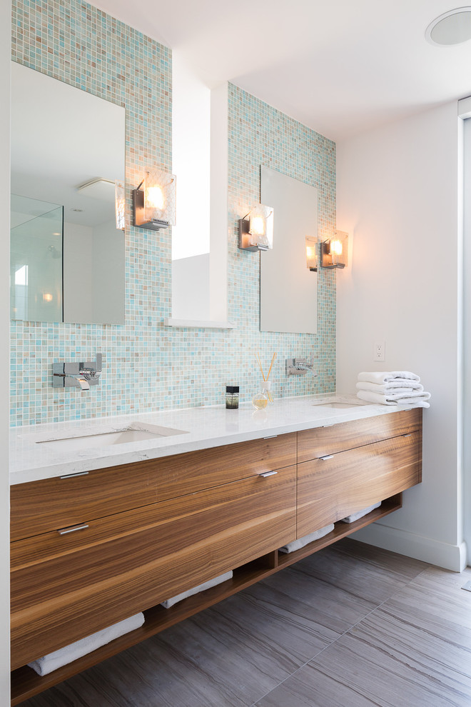 Inspiration for a contemporary bathroom remodel in Toronto with an undermount sink