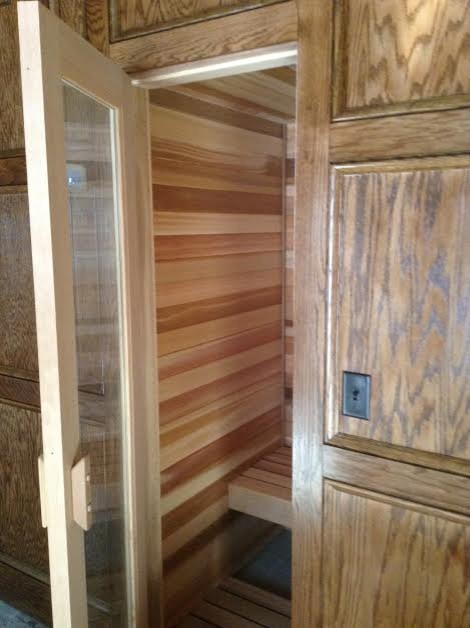 Esempio di una sauna chic