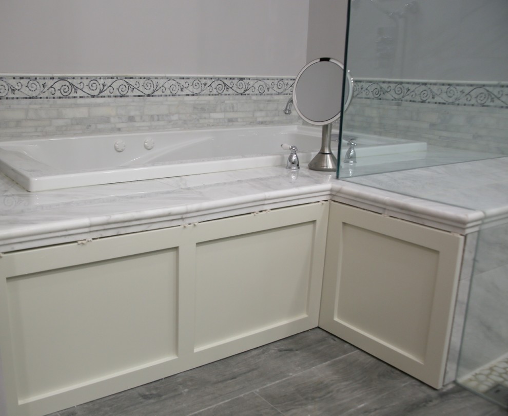 Shaker Style Wainscott Whirlpool Access Panels Traditional Bathroom