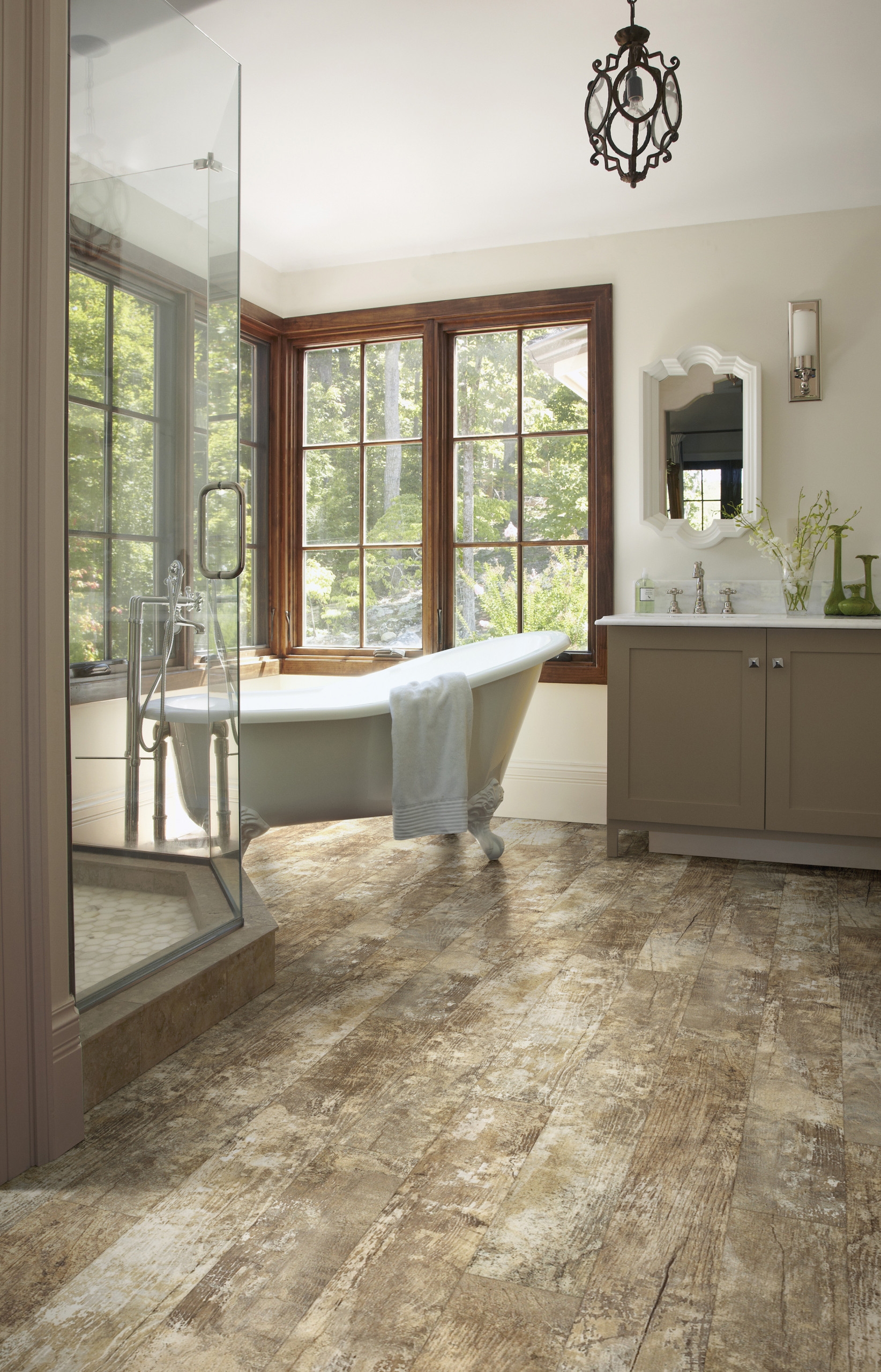 Shaw Flooring Gallery - Rustic - Bathroom - Houston - by Shans Carpets and Fine  Floor | Houzz