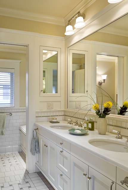 Should You Put The Medicine Cabinet On Bathroom Wall Or In It Houzz Nz
