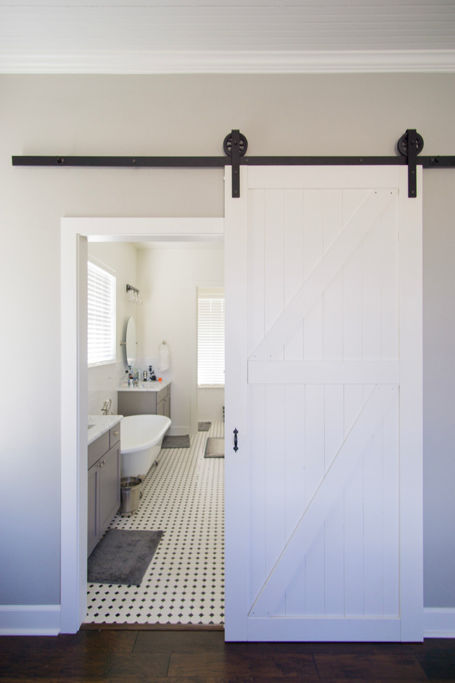 Shiplap Farmhouse - Country - Bathroom - Austin - by KLM Design-Build ...