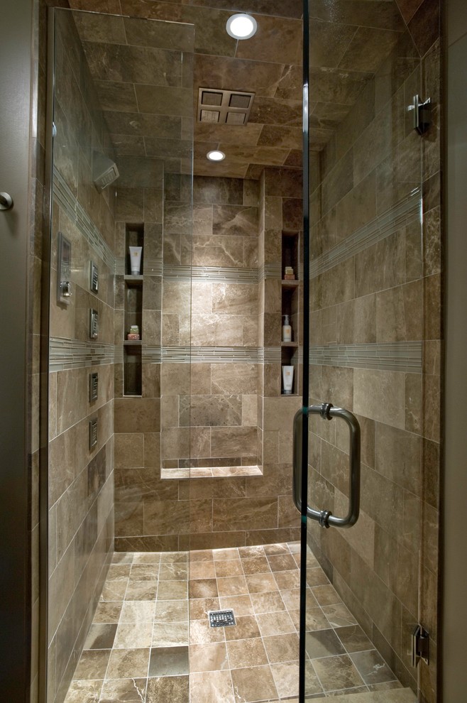 Inspiration for a contemporary bathroom in Chicago.