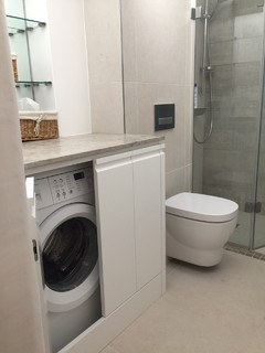 75 Beautiful Small Bathroom with a Laundry Area Ideas and Designs - March  2024 | Houzz UK