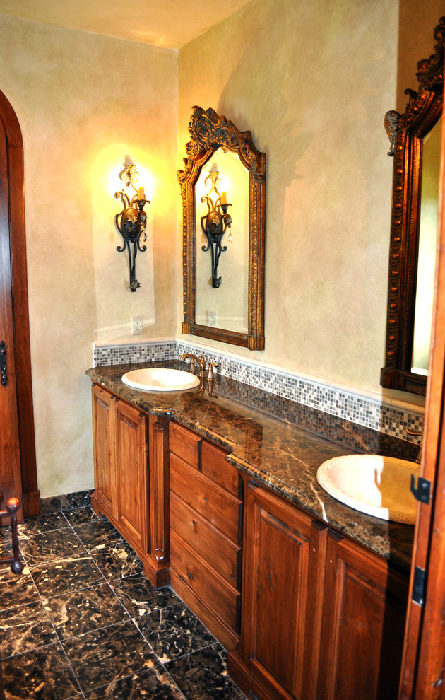 Example of a tuscan bathroom design in Kansas City