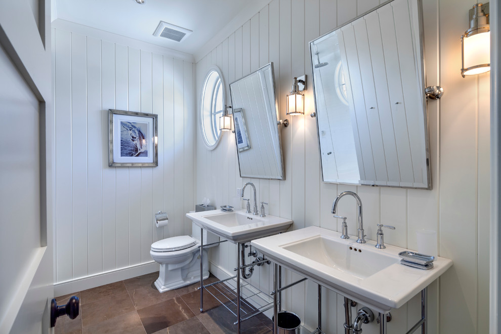 На фото: ванная комната среднего размера в классическом стиле с консольной раковиной, открытыми фасадами, серой плиткой и душевой кабиной