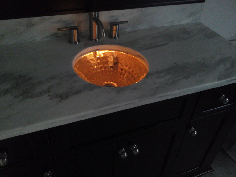 Siesta Key Traditional Bathroom Tampa by True Remodel James