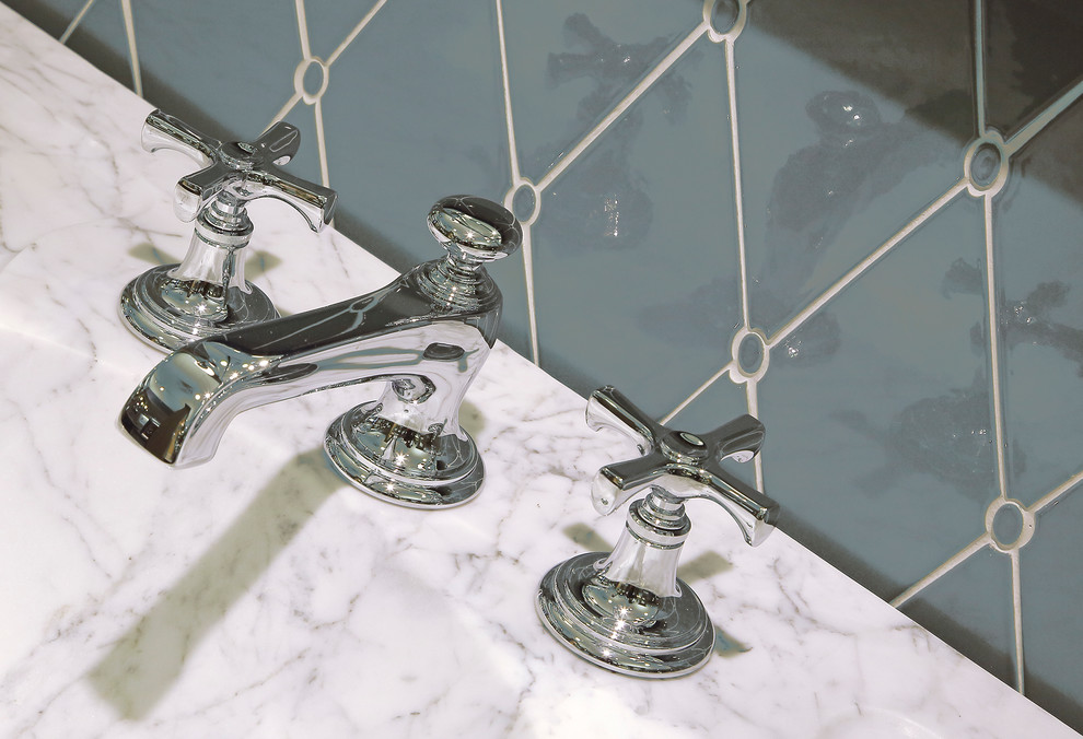 Signature Stephen Traditional Bathroom New York by Best