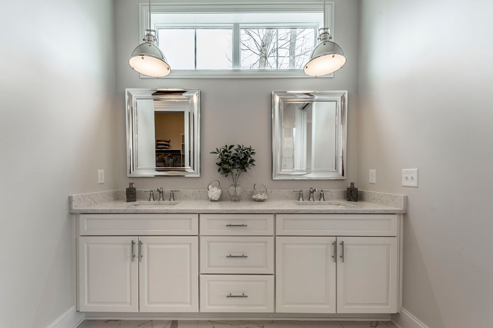 Simplified Living Custom Home in Powell, Ohio Traditional Bathroom