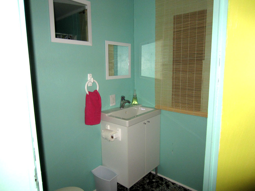 Bathroom - modern bathroom idea in Charlotte