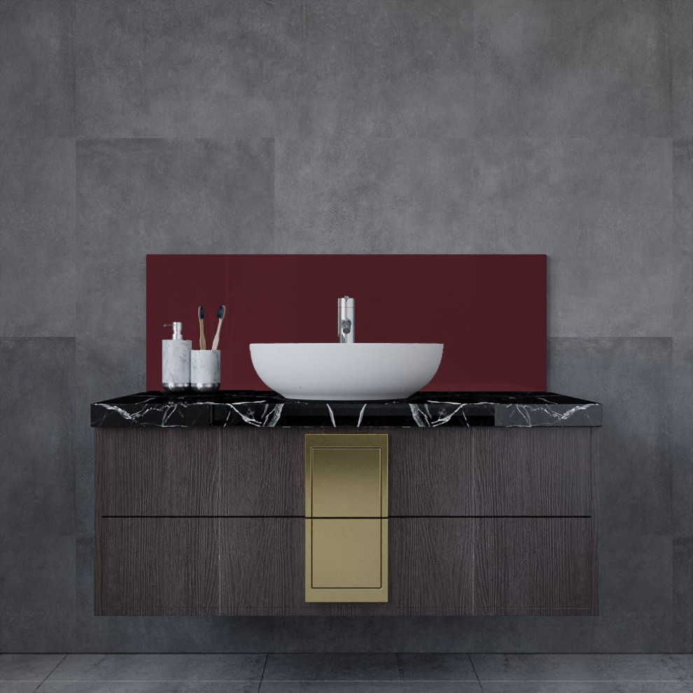 Cette photo montre une petite salle de bain moderne en bois foncé avec un carrelage rouge, des plaques de verre et un mur gris.