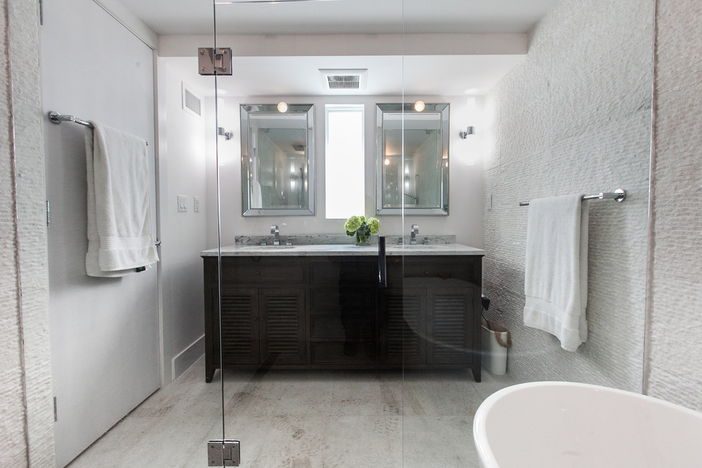 skylake home renovation Modern Bathroom Miami by Stol Design