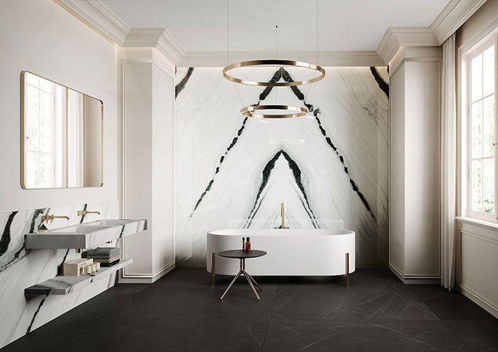 Идея дизайна: большая ванная комната в современном стиле с отдельно стоящей ванной, душевой комнатой, черно-белой плиткой, керамогранитной плиткой, полом из керамогранита, подвесной раковиной, столешницей из плитки и черным полом