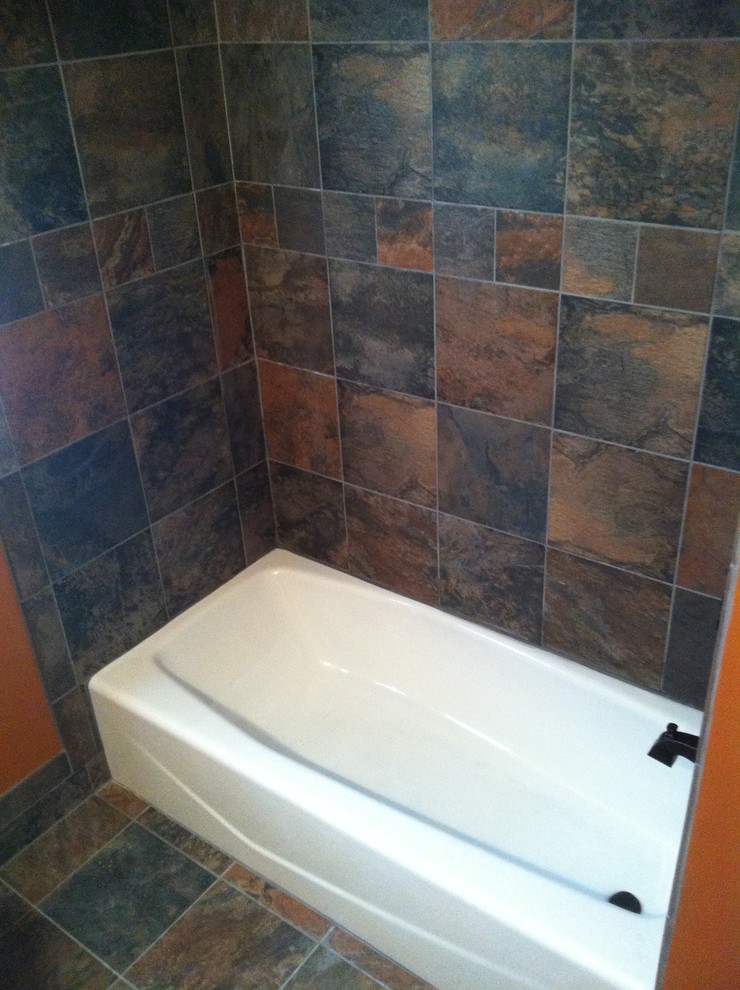 Example of a tuscan bathroom design in Richmond