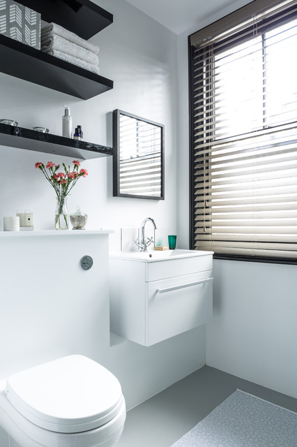 Small Bathroom Renovation London: Transform Limited Space with Style